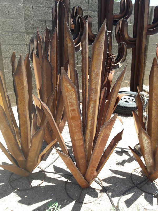 Metal Cactus Agave and others SAVE WATER for Sale in Phoenix, AZ - OfferUp