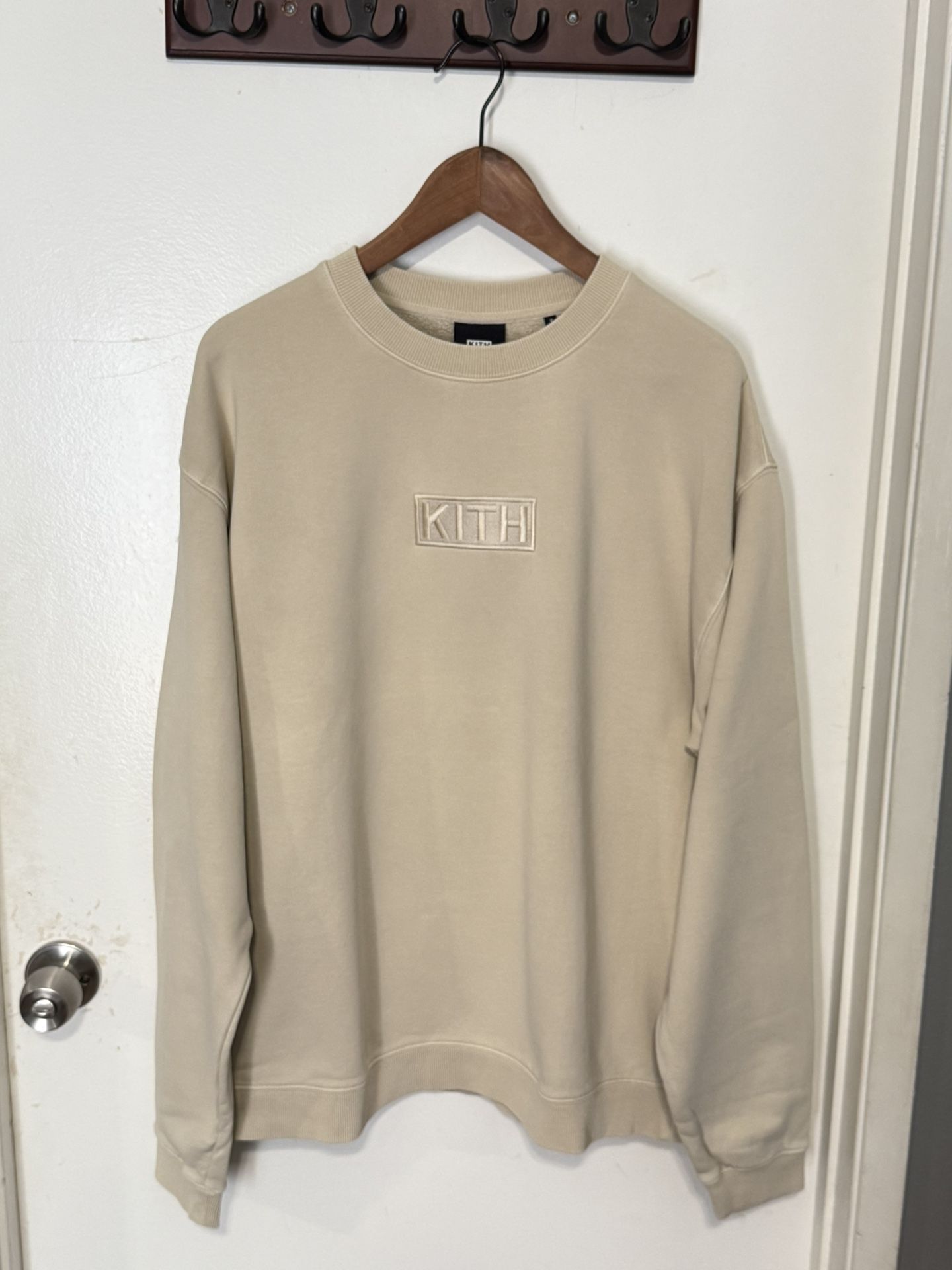 KITH Cyber Monday Crewneck Sweatshirt Oat Men’s size XL