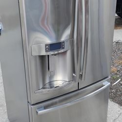 GE Profile Stainless French Door Refrigerator w/ Ice & Water Dispenser