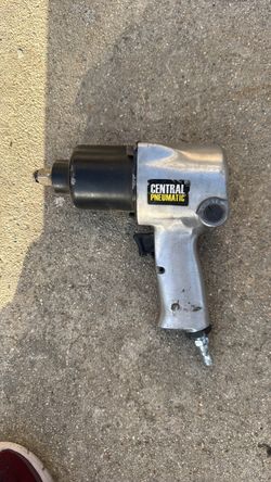 Central Pneumatic Air Impact Wrench