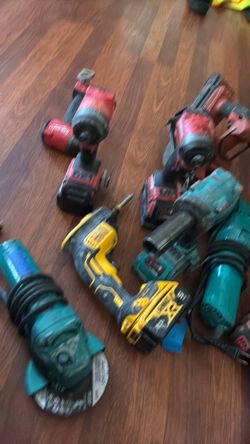 We sell used tools !!!