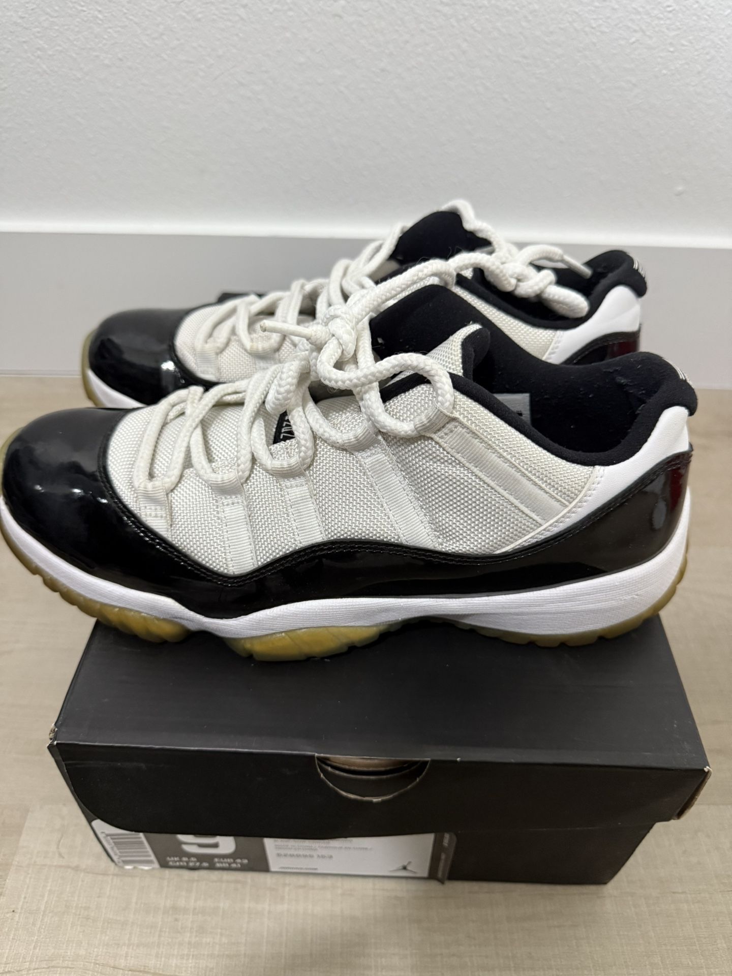 Air Jordan 11 Retro Low Concord 2014 Sz 9.5