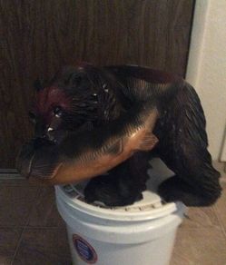 Beautiful large carved Hokkaido bear!!!