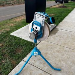 Pitching Machine 