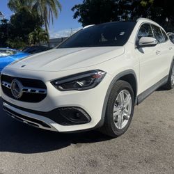 2022 MERCEDES BENZ GLA 250