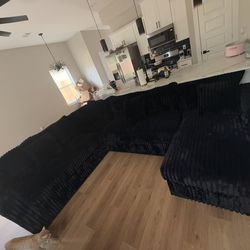 Black Velvet Pull Out Couch