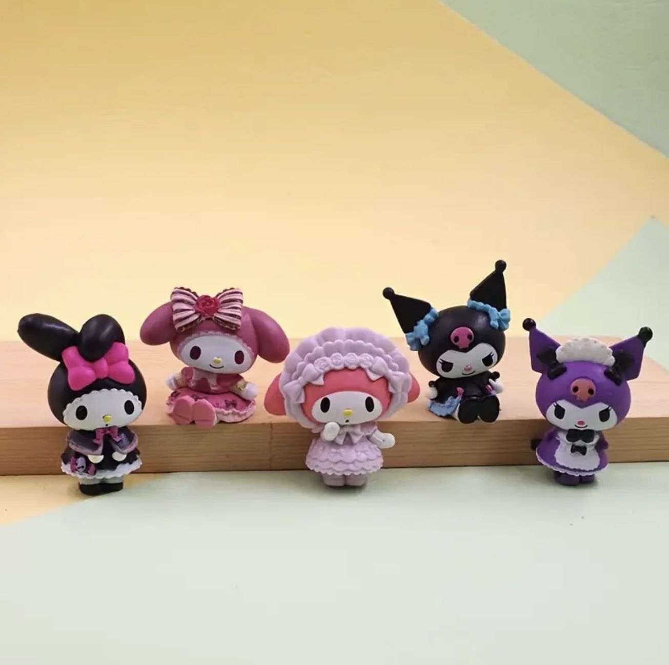 5pcs Sanrio Kuromi & Maid Theme Cute Decor Set ( Hello Kitty )