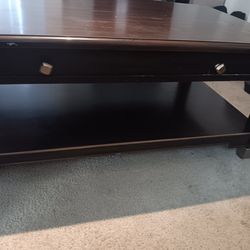 Lift-Top Coffee Table w/ Hidden Storage (Enterprise, NV)