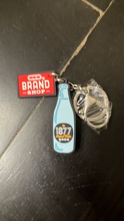 H-E-B Brand Shop Key Chain 1877 Mineral Water By HEB Keychain cash local purchase only!