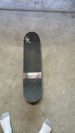 Skate board