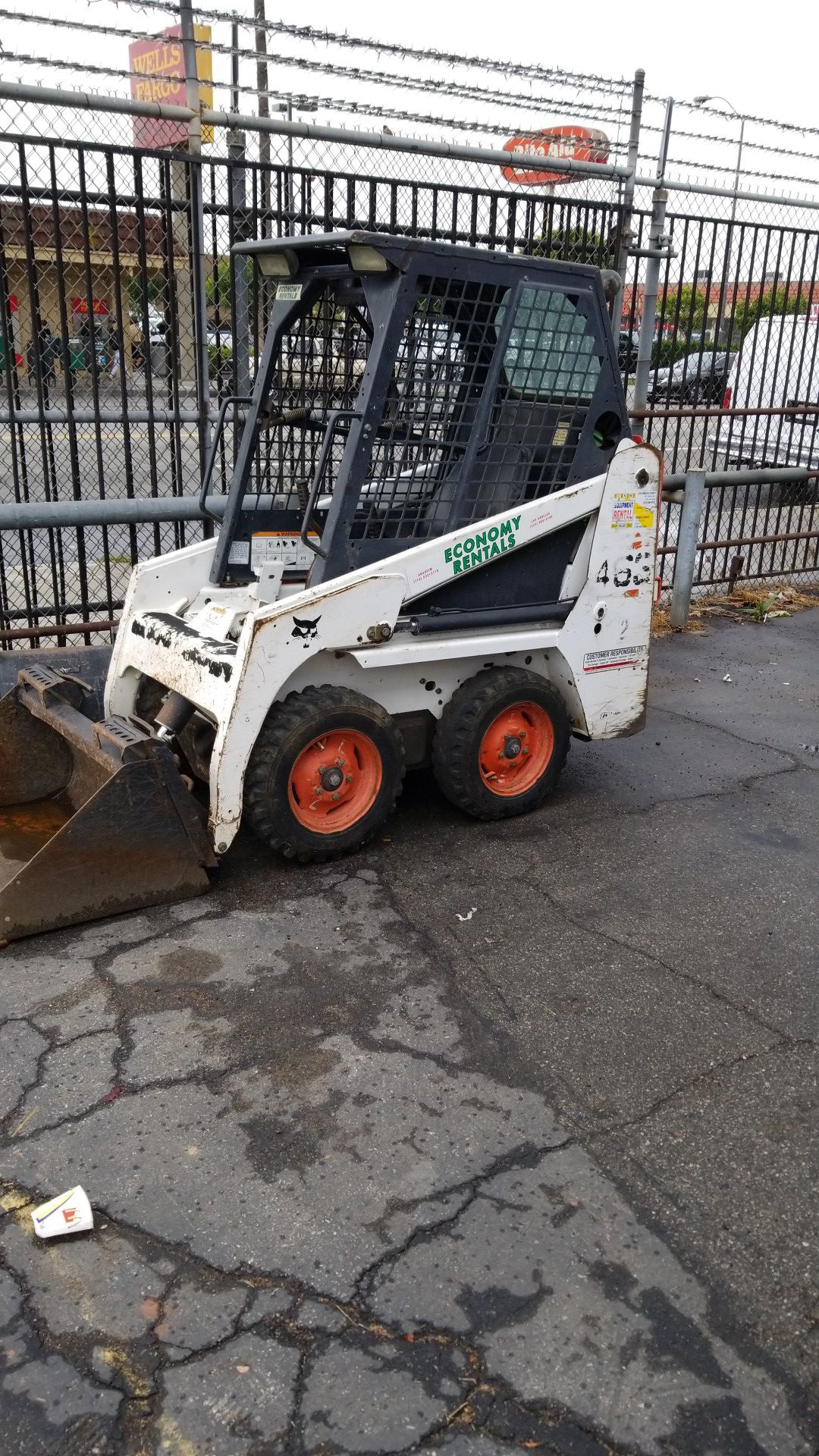 460 BOBCAT MINI, 190 per day + extra charge for delivery no tax charge