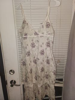 Vibtage Rusty Floral Embroidered Spaghetti Strap Dress