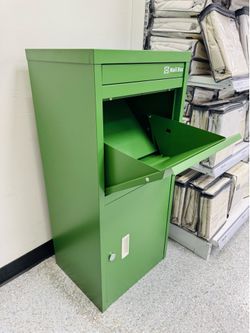Green Outdoor Parcel Drop Box💚 KDG