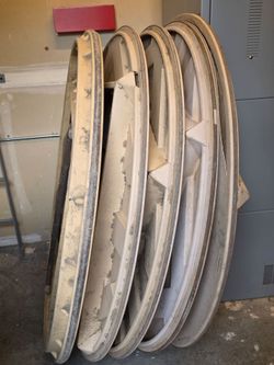 60 inch round table