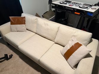 84” Clayton upholster sofa