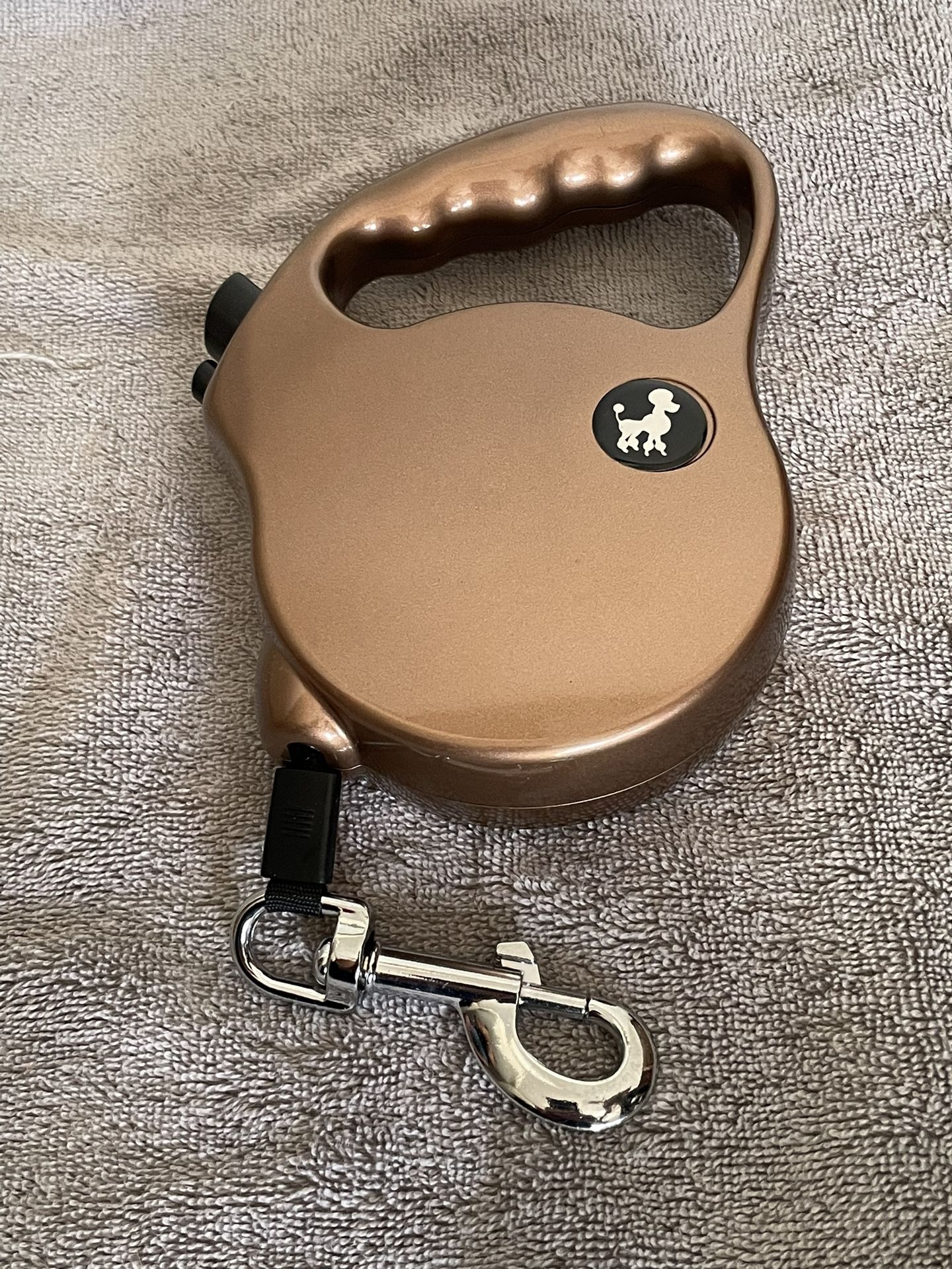 Bronze Retractable Leash About 20ft Long 