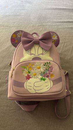 Minnie Mouse loungefly backpack