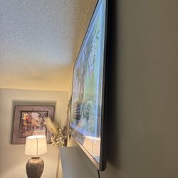 LG ThinQ 85" Model number 75SK8070PUA