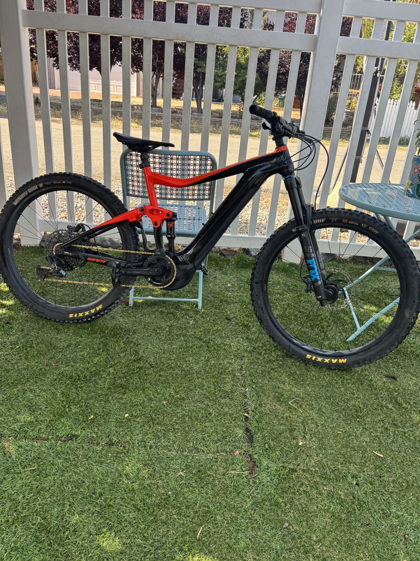 Giant Trance E+ Pro3 Electric Mountain Bike
