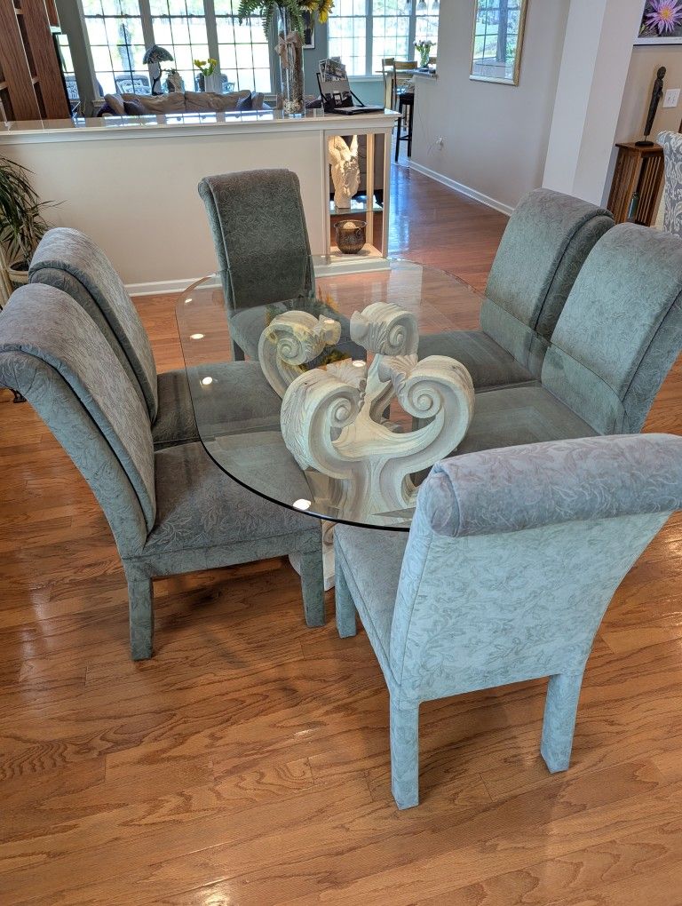 GLASS TOPPED DINING ROOM TABLE W/6 PARSONS STYLE VELVET CHAIRS