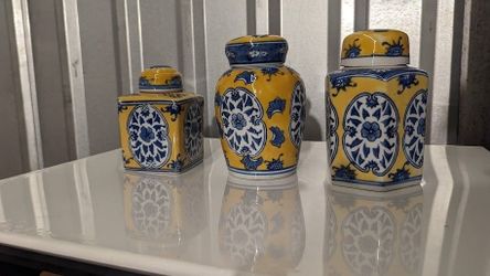 Vintage Asian Ceramic Lidded Vases Blue Yellow White with 2 Bonus Pre-Owned