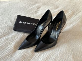 Saint Laurent Zoe Leather Point-Toe Pumps