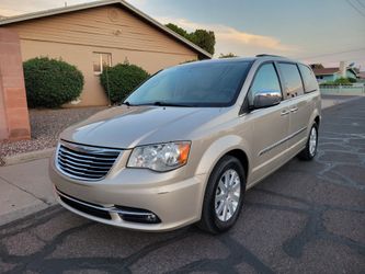 2012 Chrysler Town & Country