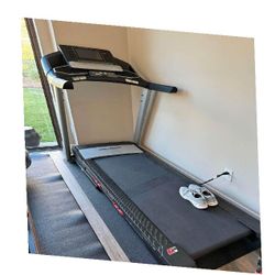Master Treadmill - Advance Your Fitness Goals table hand