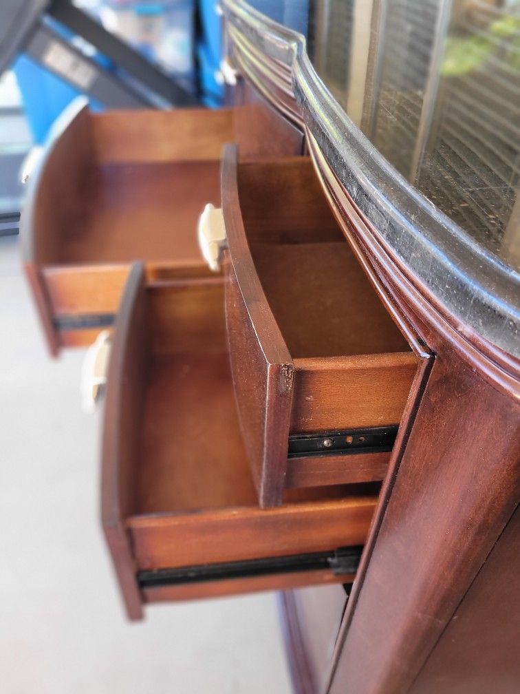 Like New 6' Marble Top Dresser