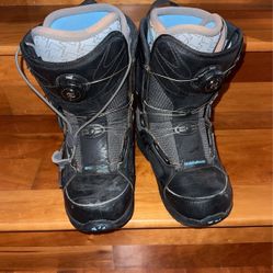 Thirty two Snow Boarding Boots