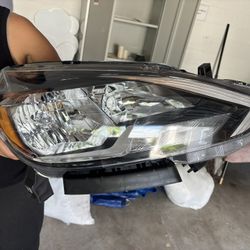 Head Light 