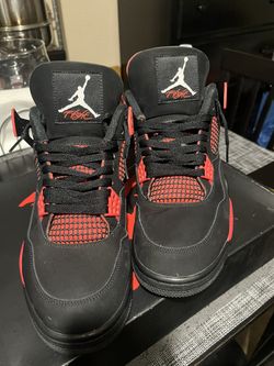 Jordan 4 Thunder