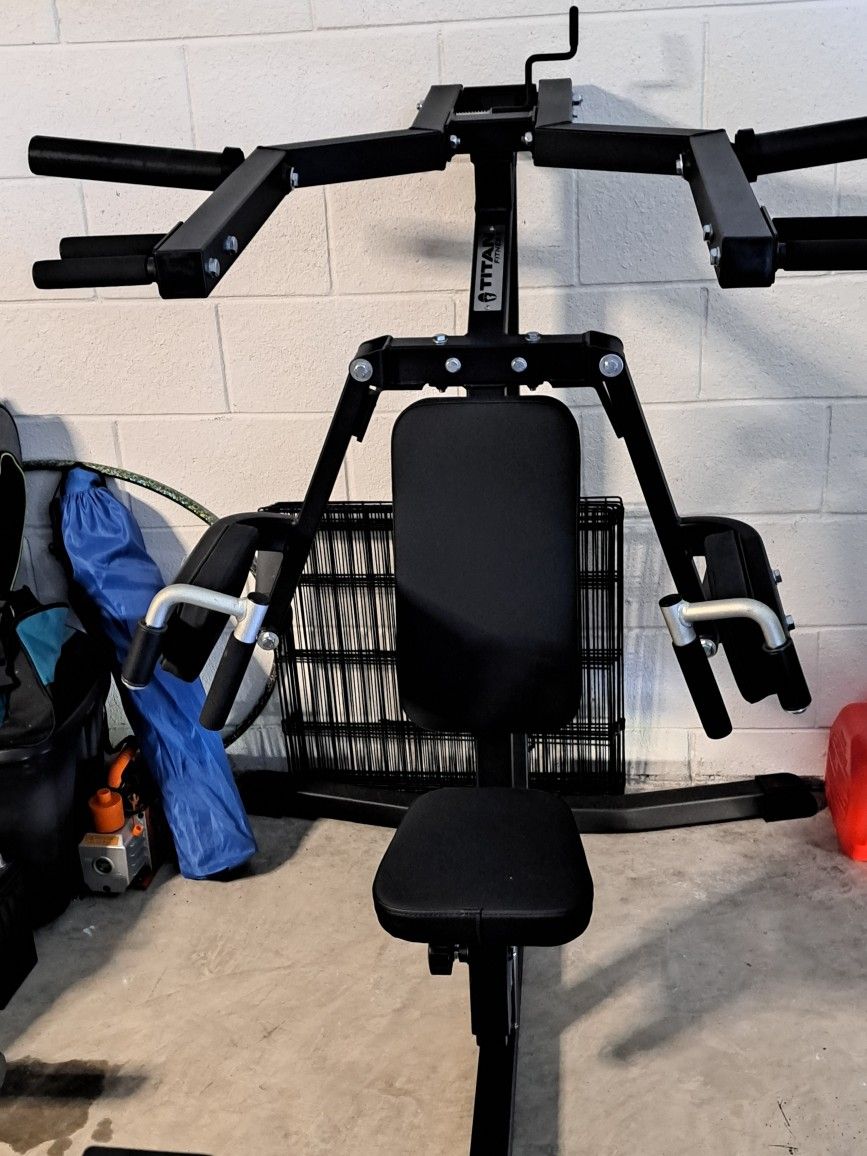 Titan Fitness Shoulder Press/Lateral Raise Combo