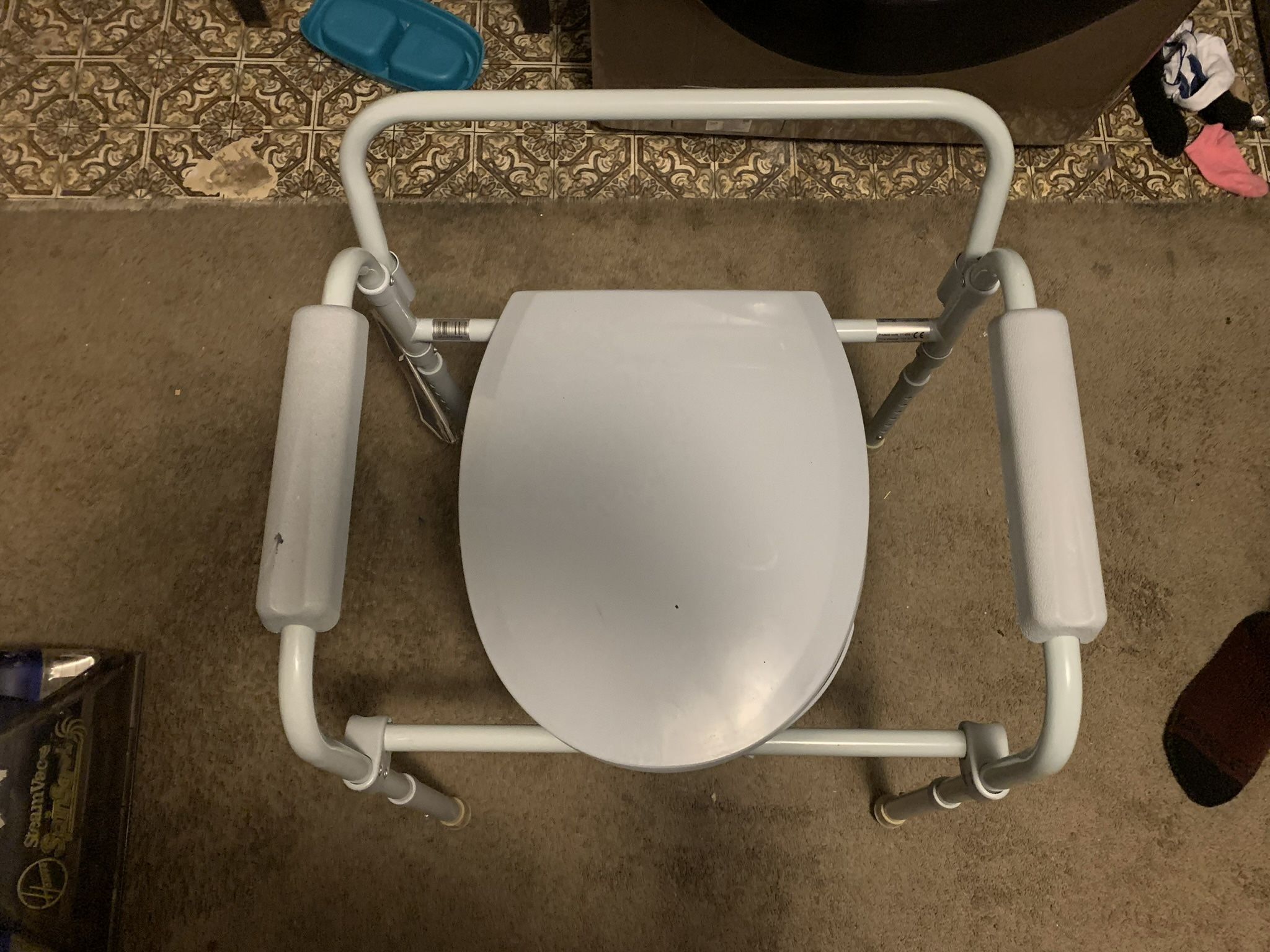 commode & under pads