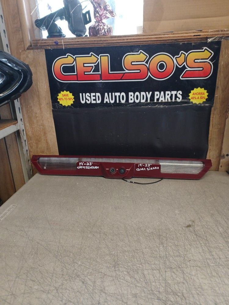 19 23 Chevy Silverado  GMC Sierra  HD Hight Mount Stop Lámpara W/camera OEM. 