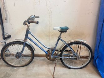 “Schwinn” Vintage Kids Blue Bicycle