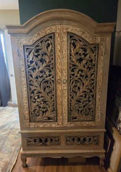 Rococo Real Solid Wood Wardrobe Cabinet
