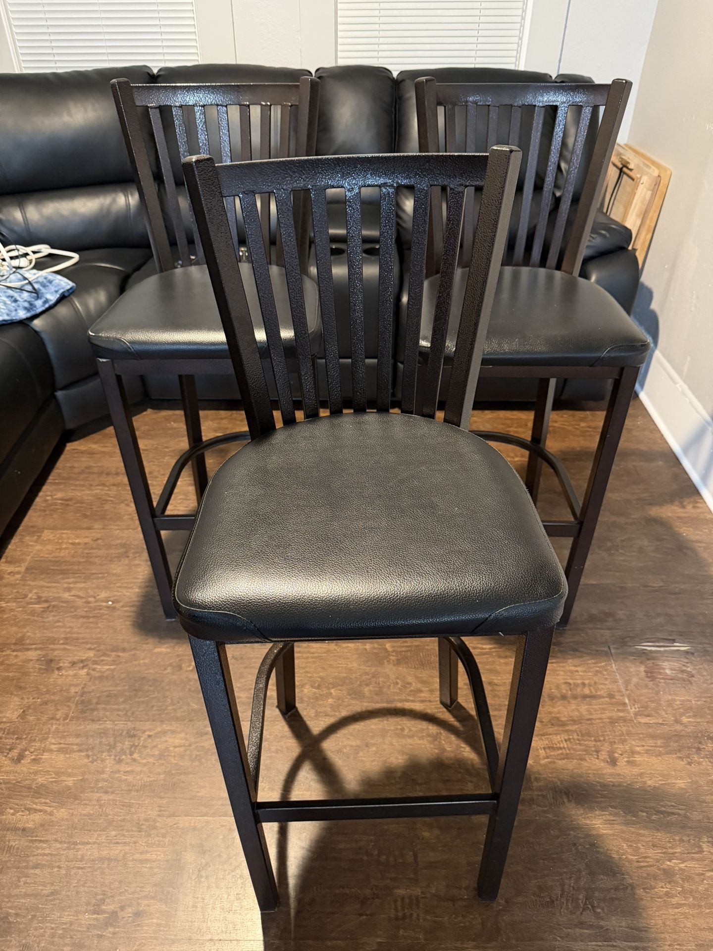 3 Bar Stool