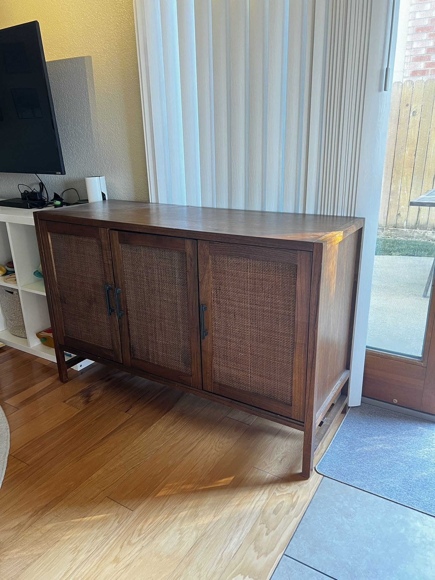 TV Stand/Console With Cabinet