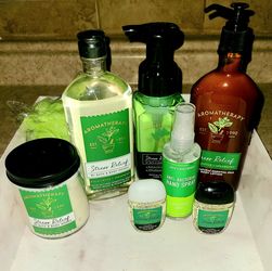 STRESS RELIEF EUCALYPTUS SPEARMINT BATH & BODY SET