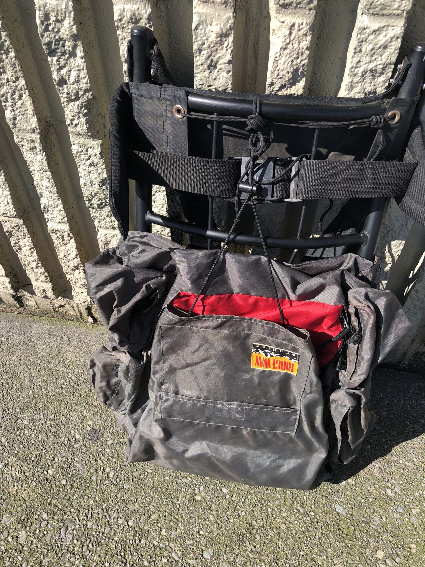 Coleman Peak Vintage Backpack Plastic External Frame Hiking Red