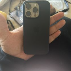 iPhone 15 Pro 
