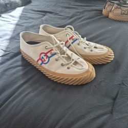 Gucci Men's Tortuga Logo Sneakers