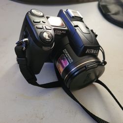 Nikon Coolpix 8700