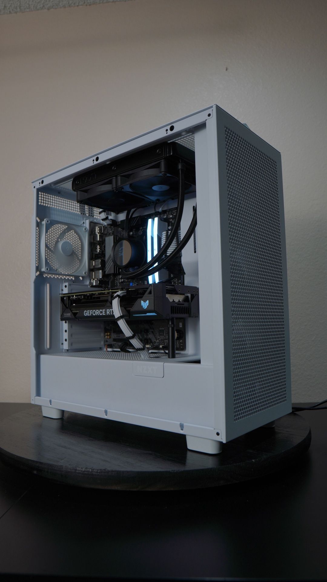 Eclipse I 4K Gaming PC I Ryzen 5 9600X I RTX 4070 I 32GB DDR5 I 1TB SSD Wifi+Bluetooth