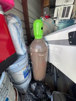 Helium Tank