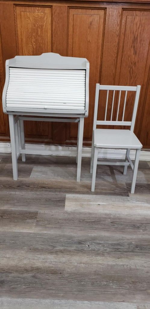 Antique 1910 era Child's Roll Top Desk and Chair - Wood