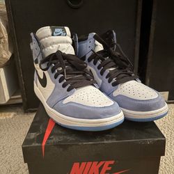 Size 9 men’s Air Jordan university blues 