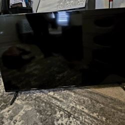 Vizio 50" HD LED TV excellent Condition.