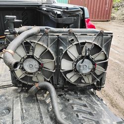 Radiator Whit Fan 08 Civic SI Coupe 